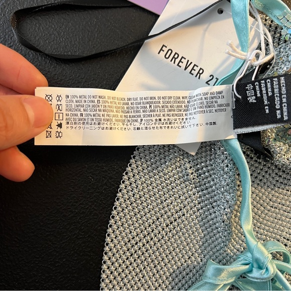 Forever 21 Mermaid Collection Blue Iridescent Chainmail Halter Top-NWT—Size M - Picture 9 of 9